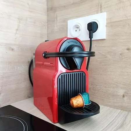 Pause Entre Cite Et Bastide *clim *wifi *smart Tv 卡尔卡松