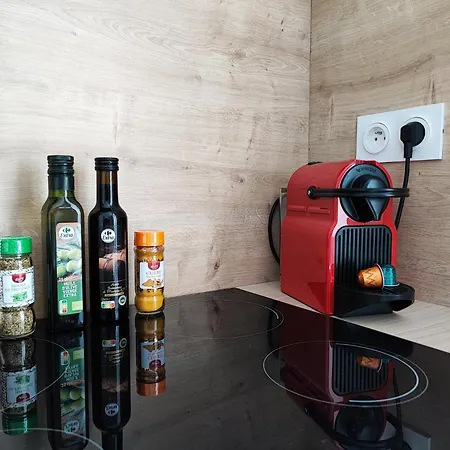 Pause Entre Cite Et Bastide *clim *wifi *smart Tv * قرقشونه